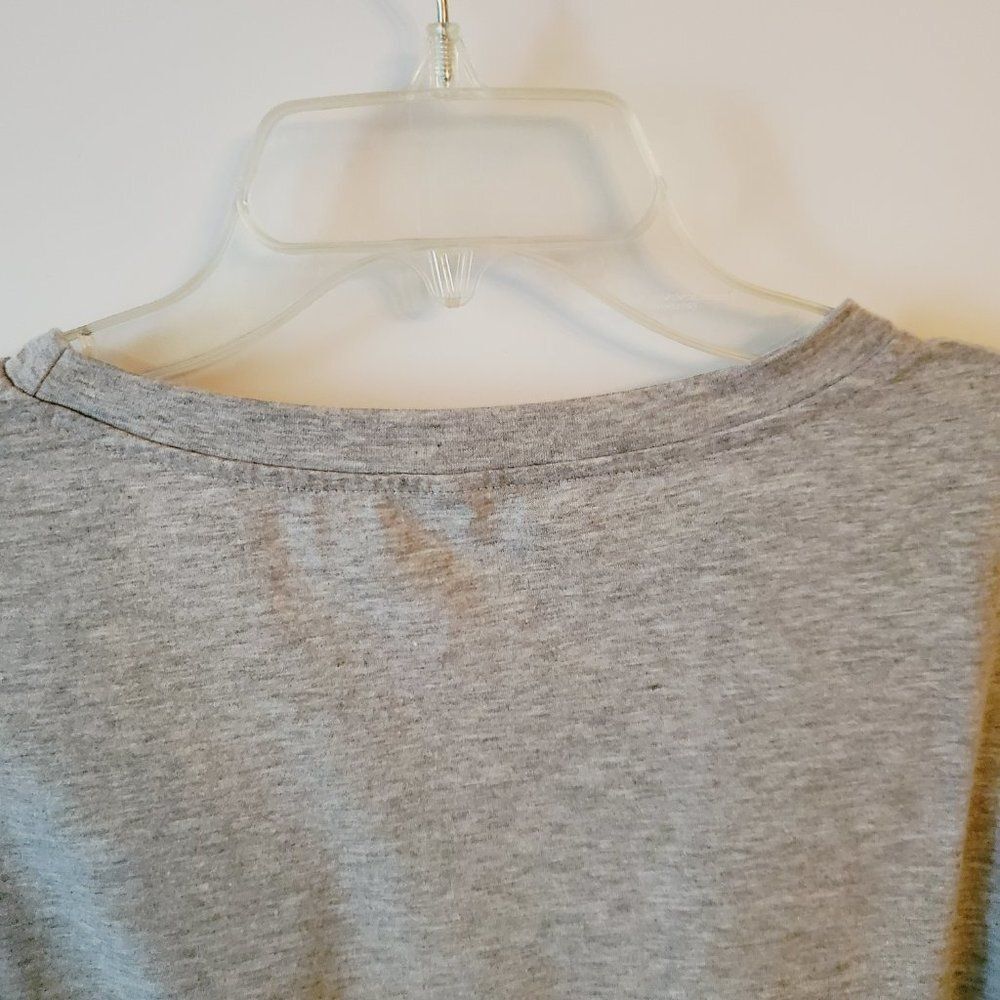 USA Gray Crop Tee Crew Neck With American Flag On The Sleeve - L - Picture 8 of 8